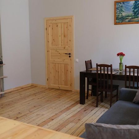 Historic Apartment With Wooden Floors In The Hearth Of Old-Town ריגה מראה חיצוני תמונה