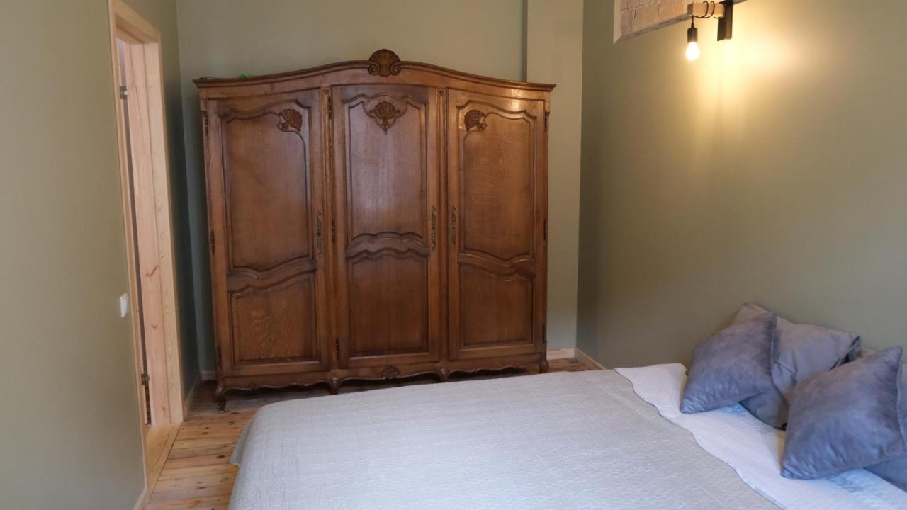 Historic Apartment With Wooden Floors In The Hearth Of Old-Town ריגה מראה חיצוני תמונה
